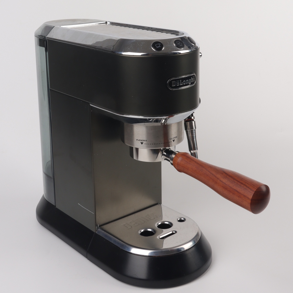 القهوة Portafilter بدون قاع 51 - مراجعة Naked Portafilter Bottomless وسعره