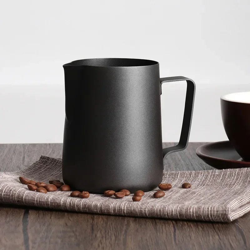 إبريق قياس وخفق الحليب سميك أس - مراجعة Milk Steaming Pitcher وسعره