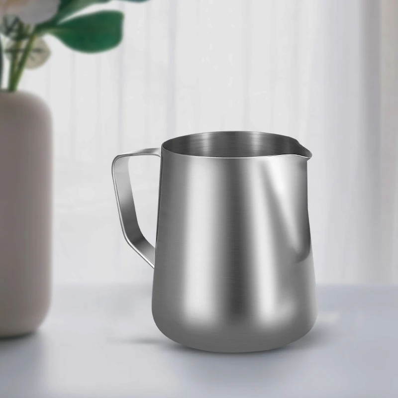 إبريق رغوة القهوة من الفولاذ ا - مراجعة Milk Steaming Pitcher وسعره
