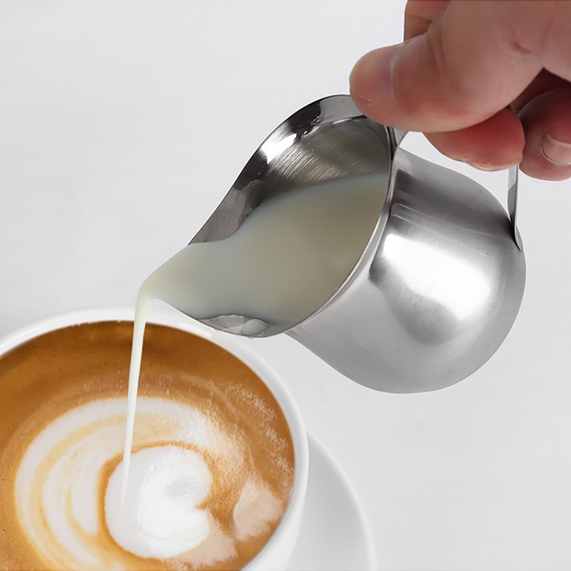 إبريق جديد لرغوة الحليب للقهوة - مراجعة Milk Steaming Pitcher وسعره